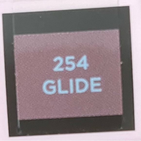 Flesh Beauty By Revlon Proud Flesh Matte Liquid Lipcolor, 254 Glide - Picture 3 of 4